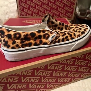 Cheetah slip on Vans